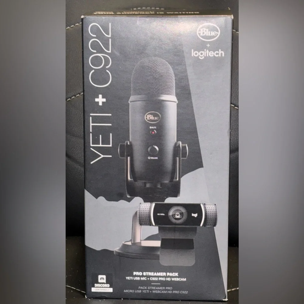Yeti microphone + C922 webcam